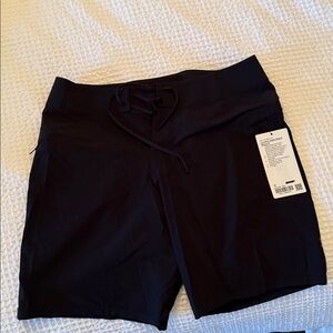 Lululemon Men’s Current State Board Short 9” (NWT)